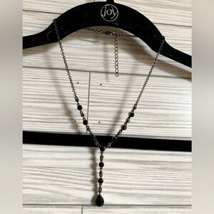 Hun metal finish Black rhinestone stone Necklace